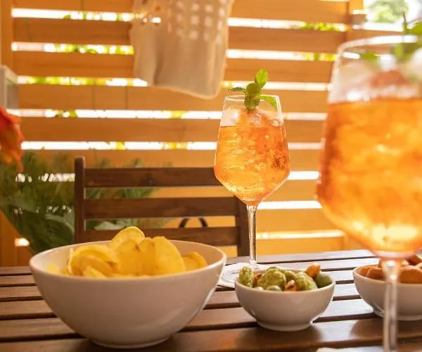Resilienza Tropical & * Porto SantʼElpidio