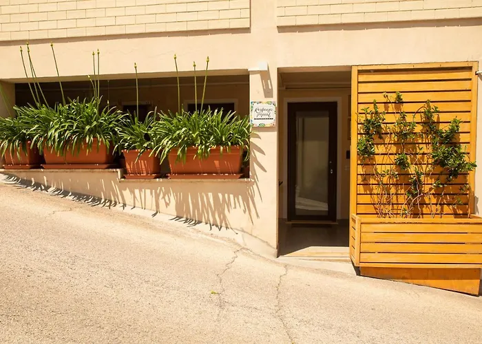 Resilienza Tropical & Apartman Porto SantʼElpidio